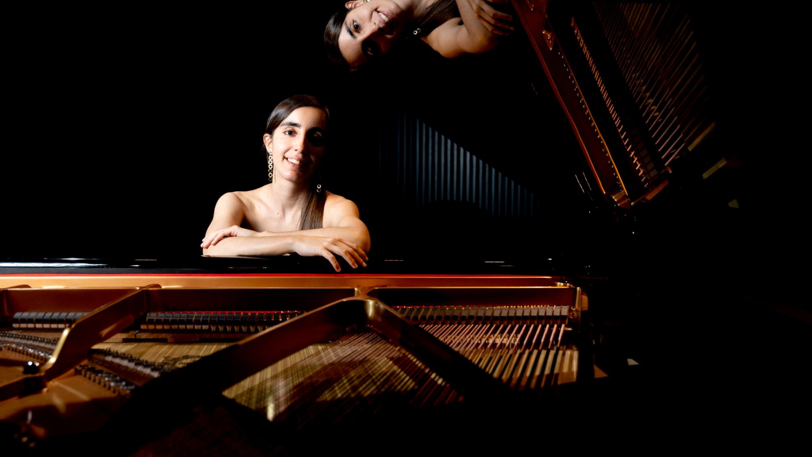 Clara Santacana pianist